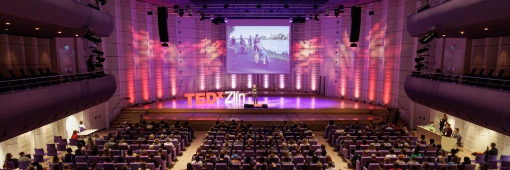 Manene room show fpv